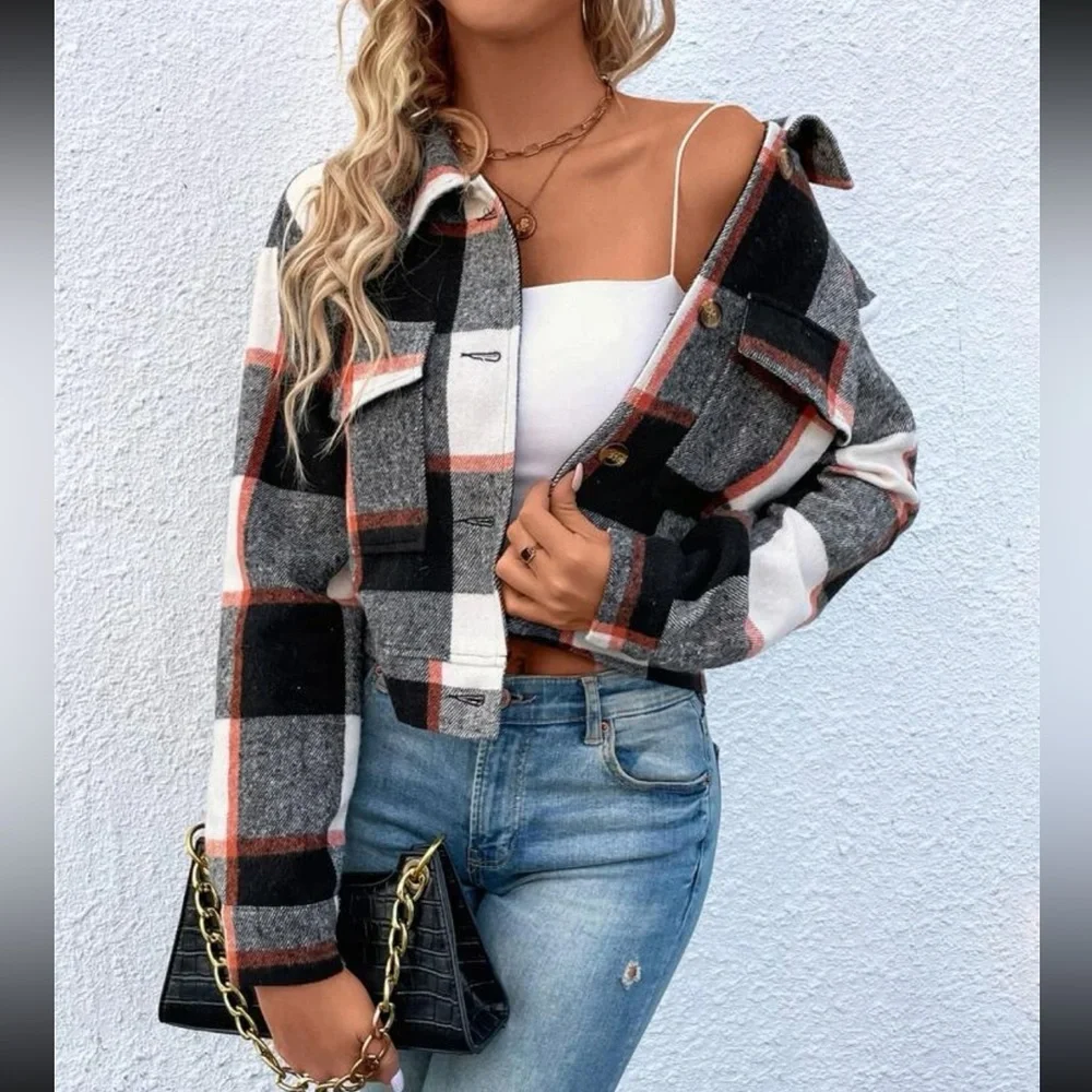 Boho navy blue plaid button down cropped jacket - Picture 13 of 16